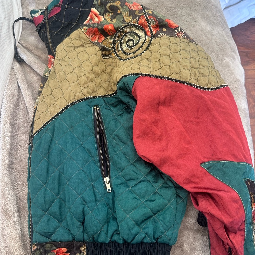 Vintage multicolored pattered bomber jacket